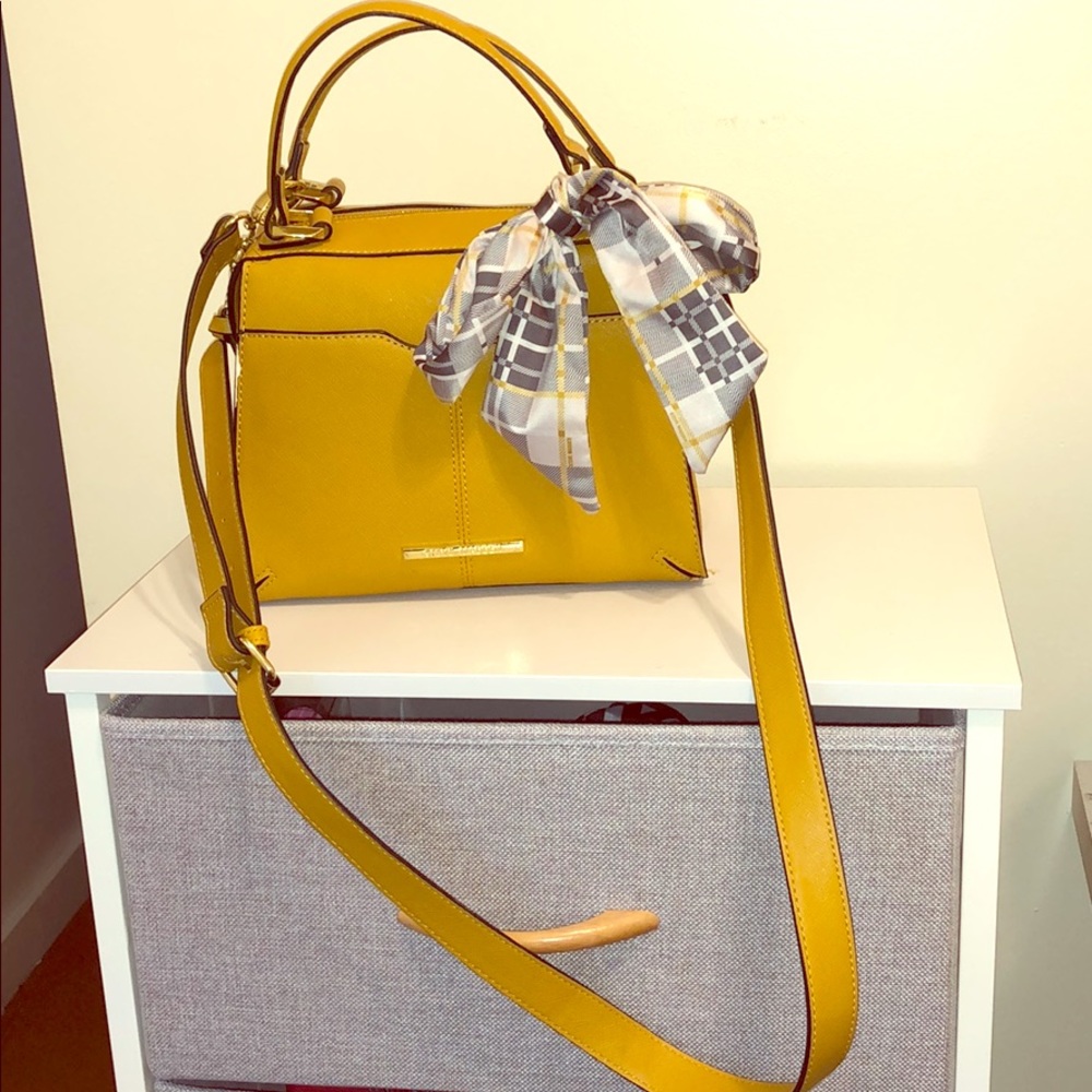 Steve Madden purse